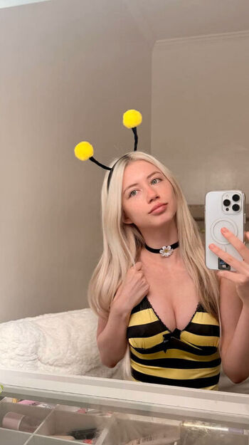 Full leaked Ella rose private onlyfans photo