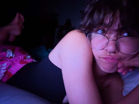 Full leaked Iovezombies private onlyfans photo