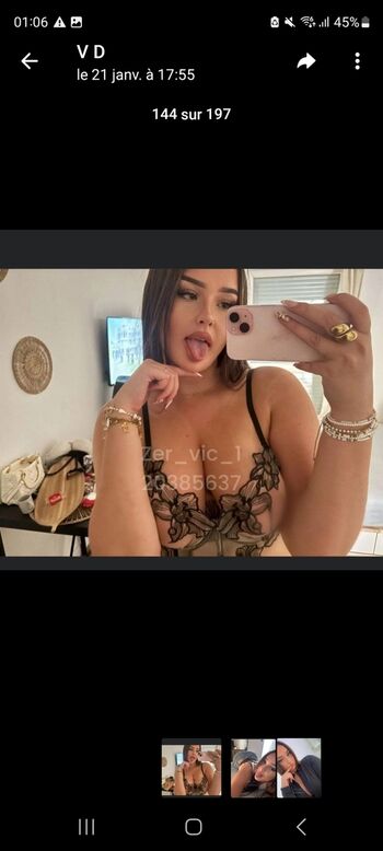 itselenaa__