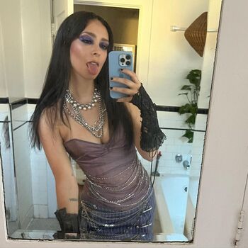 Full leaked Snowbunny teens/ private onlyfans photo