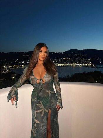 Full leaked Maddie mayee private onlyfans photo