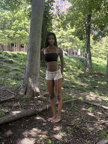 Full leaked No tattoos private onlyfans photo