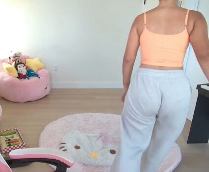Full leaked Ynn elmo love u page private onlyfans photo